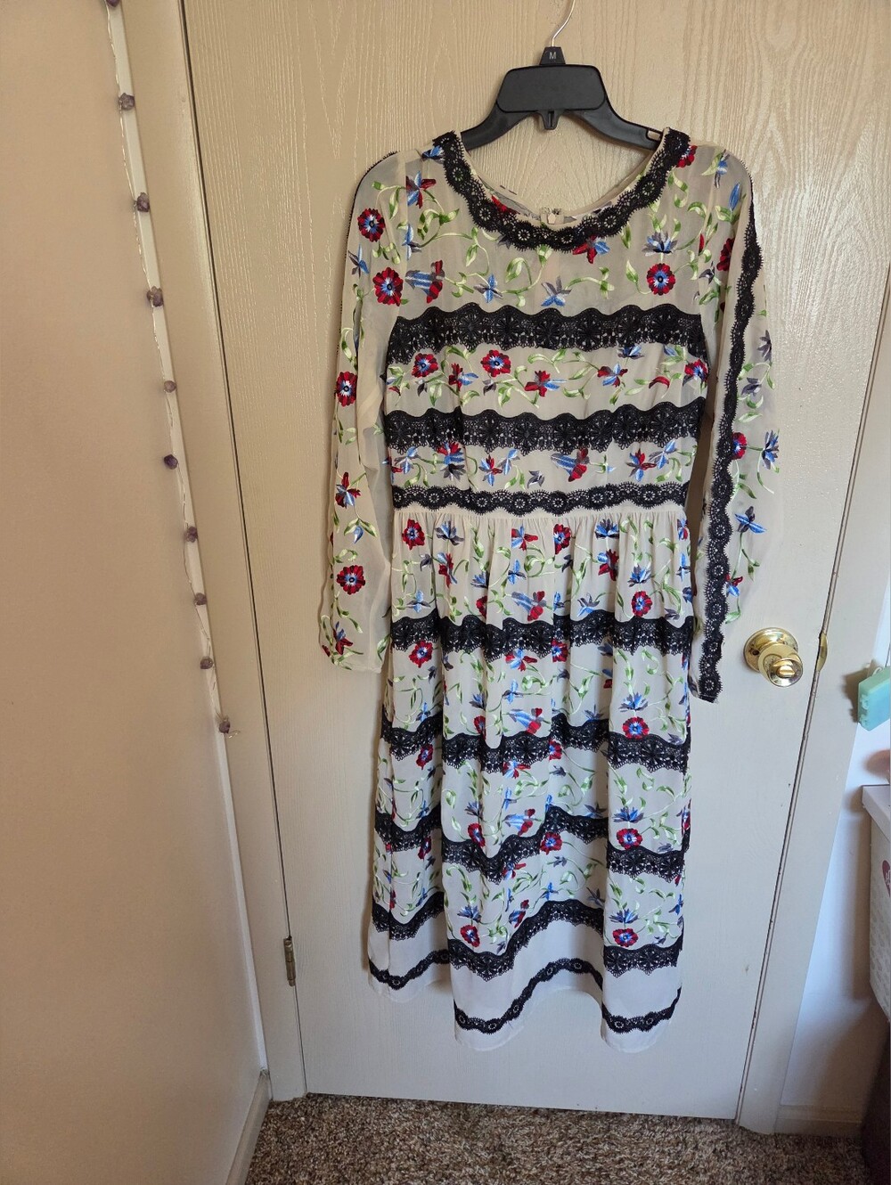 Geode Beige Ornate Midi Dress Floral And Lace Womens Size M